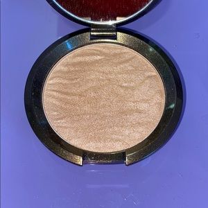 Becca bronzer